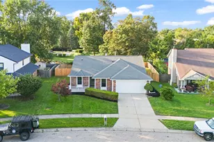 8349 Chinaberry Pl, Huber Heights, OH 45424 - Photo 10