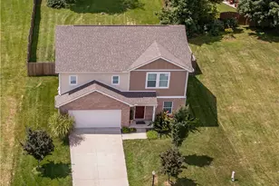 5623 Moss Creek Ln, Clayton, OH 45315 - Photo 2