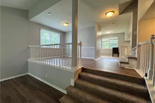 1014 Millerton Dr, Centerville, OH 45459 - Photo 2
