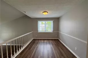 1014 Millerton Dr, Centerville, OH 45459 - Photo 4