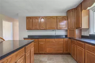 1895 Ryan Rd, Clear Creek Township, OH 45066 - Photo 8