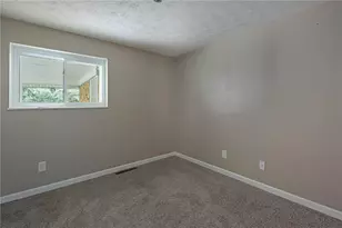 3852 Waterbury Dr, Kettering, OH 45439 - Photo 14