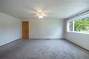 3852 Waterbury Dr, Kettering, OH 45439 - Photo 6