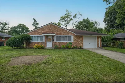 3852 Waterbury Drive, Kettering, OH 45439 - Photo 1
