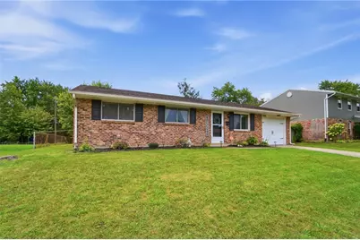 7044 Safari Drive, Huber Heights, OH 45424 - Photo 2