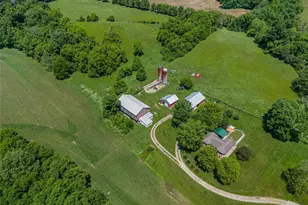 14541 Lower Gratis Rd, Jackson Twp, OH 45325 - Photo 6
