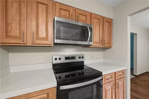 2980 Meadow Park, Kettering, OH 45440 - Photo 6