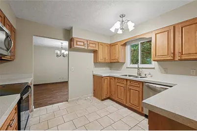 2980 Meadow Park, Kettering, OH 45440 - Photo 4