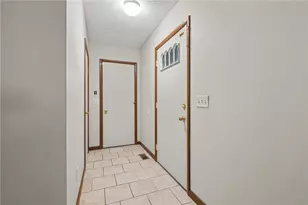 2980 Meadow Park, Kettering, OH 45440 - Photo 8