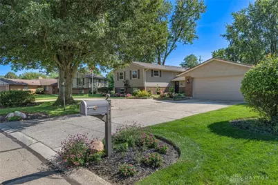 974 Hyde Park Drive, Centerville, OH 45429 - Photo 4