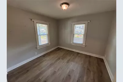 537 Shoop Avenue, Dayton, OH 45402 - Photo 2