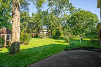 131 N Johanna Drive, Centerville, OH 45459 - Photo 36