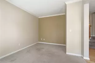 3570 Park Overlook Dr, Beavercreek, OH 45431 - Photo 6