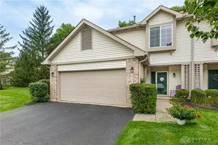 8602 Timber Park Dr, Centerville, OH 45458 - Photo 2