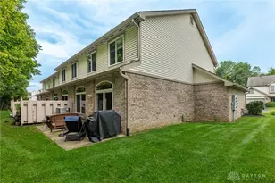 8602 Timber Park Dr, Centerville, OH 45458 - Photo 16