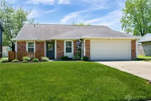 6214 Shull Rd, Huber Heights, OH 45424 - Photo 1