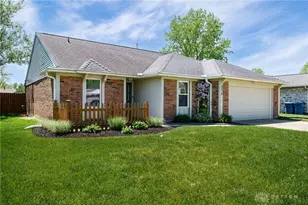 6214 Shull Rd, Huber Heights, OH 45424 - Photo 2