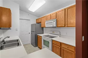 1720 Waterstone Blvd, Miamisburg, OH 45342 - Photo 14