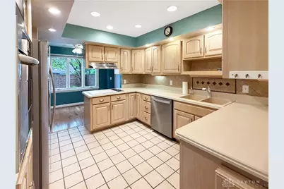 1219 Chevington Court, Centerville, OH 45459 - Photo 4