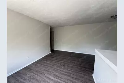 946 Burton Avenue #11, Cincinnati, OH 45229 - Photo 6