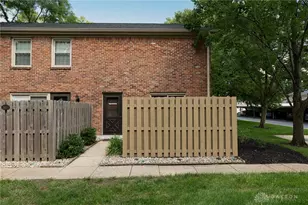 61 Winchester Pl, Centerville, OH 45458 - Photo 2