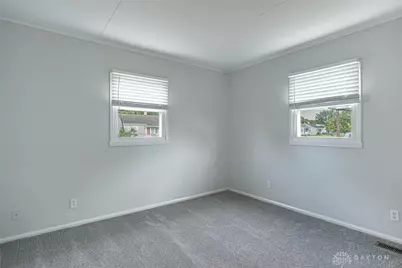 208 W Circle Drive, West Carrollton, OH 45449 - Photo 12
