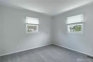 208 W Circle Dr, West Carrollton, OH 45449 - Photo 12