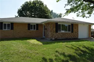 5718 Woodmore Dr, Dayton, OH 45414 - Photo 2
