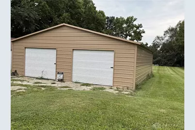 3700 Sellars Road, Moraine, OH 45439 - Photo 2