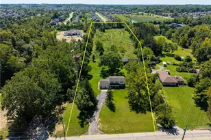 222 E Social Row Rd, Dayton, OH 45458 - Photo 2