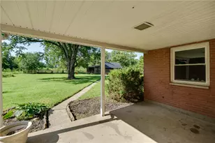 222 E Social Row Rd, Dayton, OH 45458 - Photo 22