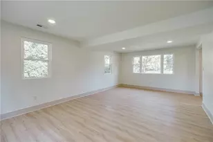 222 E Social Row Rd, Dayton, OH 45458 - Photo 4