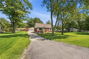 1652 Ridgeway Dr, Springfield, OH 45506 - Photo 24