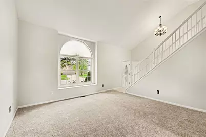 1000 Lofton Drive, Clayton, OH 45315 - Photo 4