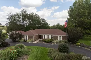 6300 Plateau Dr, Springfield, OH 45502 - Photo 1