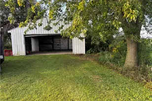 5776 Greenville-Palestine Rd, Greenville, OH 45331 - Photo 4