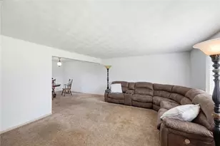 933 E David Rd, Kettering, OH 45429 - Photo 6