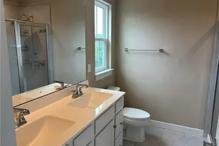 384 Warm Springs Dr, Fairborn, OH 45459 - Photo 8