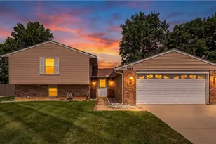 5829 Waynegate Rd, Huber Heights, OH 45424 - Photo 2