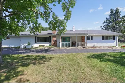 2430 W Choctaw Drive, London, OH 43140 - Photo 2