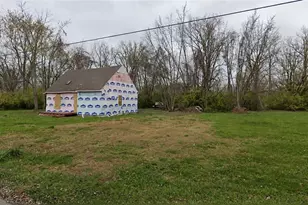 303 E 13th St, Lima, OH 45804 - Photo 2