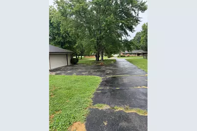 1813 Bledsoe Drive, Bellbrook, OH 45305 - Photo 32