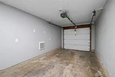 1021 Bethune Circle, Dayton, OH 45417 - Photo 22