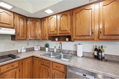1032 W Alkaline Springs Road, Vandalia, OH 45377 - Photo 10