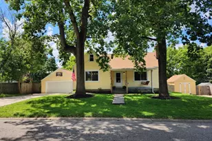 624 N West St, Xenia, OH 45385 - Photo 1