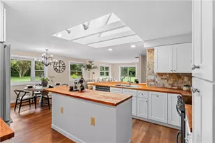 8695 Hide a Way Ln, Washington Twp, OH 45458 - Photo 18