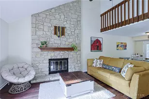 7661 Brams Hill Dr, Washington Twp, OH 45459 - Photo 2