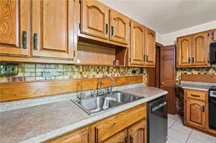 1376 Hanes Rd, Beavercreek, OH 45434 - Photo 16