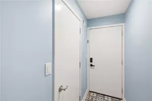 132 Canal Boat Ct, Dayton, OH 45402 - Photo 4