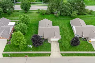 1892 Sulky Trail, Miamisburg, OH 45342 - Photo 2